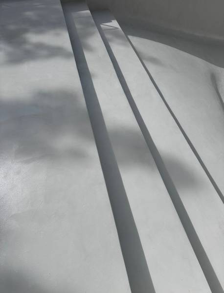 Rénovation, piscine en Béton Ciré la Croix-Valmer Golfe Saint-Tropez 83